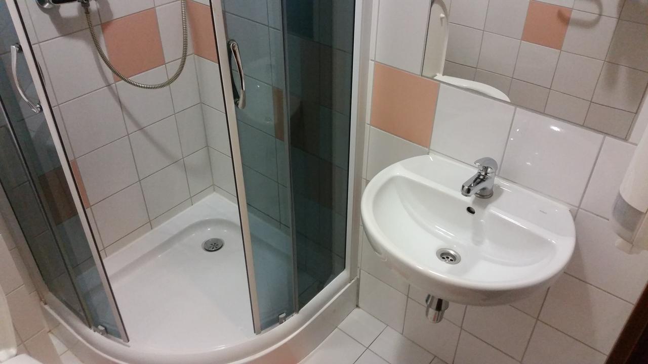 Arsenal Kwatery Włocławek Esterno foto